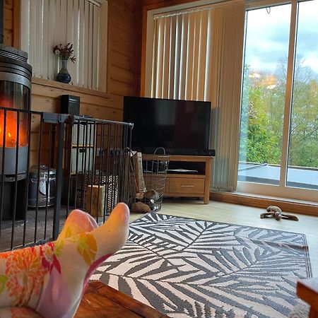 Luxury Peak District Lodge, Hot Tub, Log Burner, Nr Lake Rudyard Εξωτερικό φωτογραφία